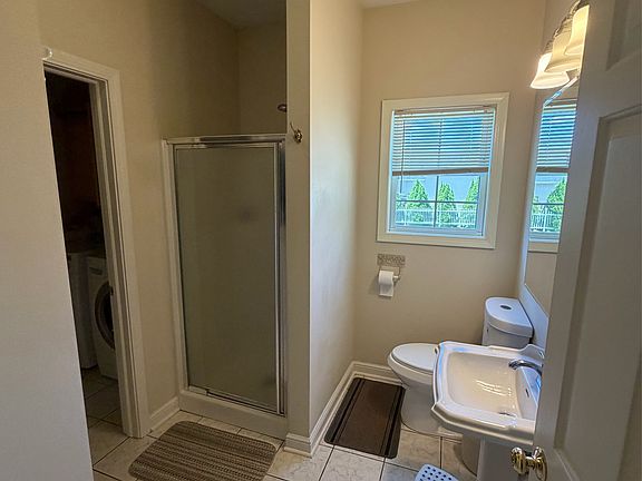 5th image of 233 S Bayshore Dr