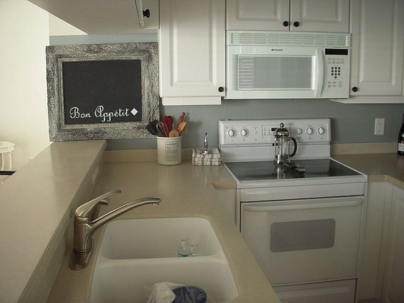 Kitchen-GE Appliances