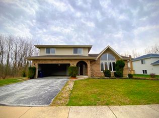 5811 Kathryn Ln, Matteson, IL 60443
