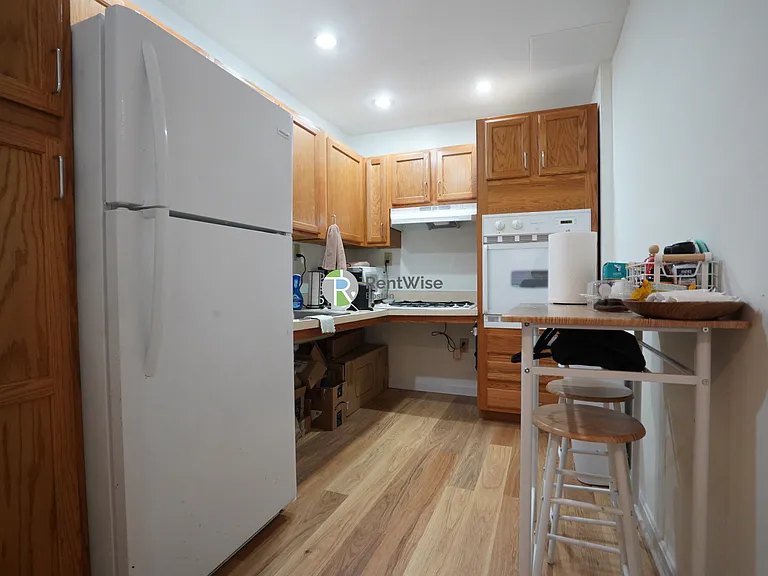 550 Massachusetts Ave #2 — Photo 5