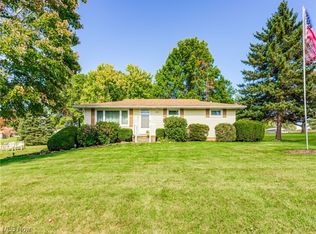 2560 Saga Cir NE, East Canton, OH 44730
