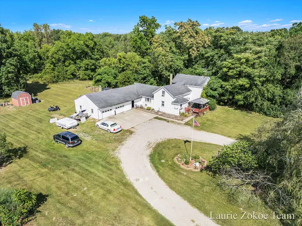 8087 Hayes St, Coopersville, MI 49404