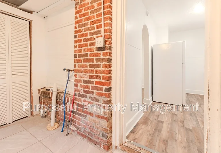 1609 NE 18th St — Photo 14