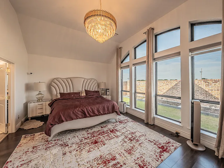 1742 Holmwood Dr — Photo 11