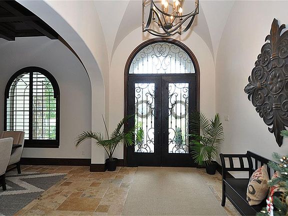 4th image of 6115 Majestic Hill Dr