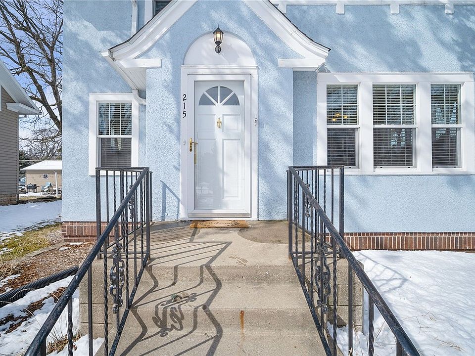 215 NE Cherry Ave, Earlham, IA 50072 Zillow