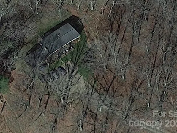 2469 Thickety Rd, Clyde, NC 28721