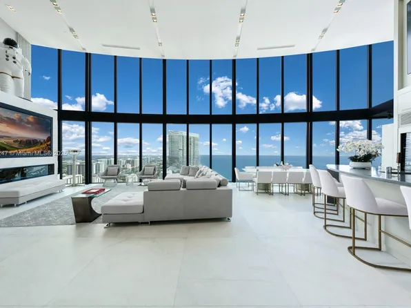 18555 Collins Ave APT 4405, Sunny Isles Beach, FL 33160