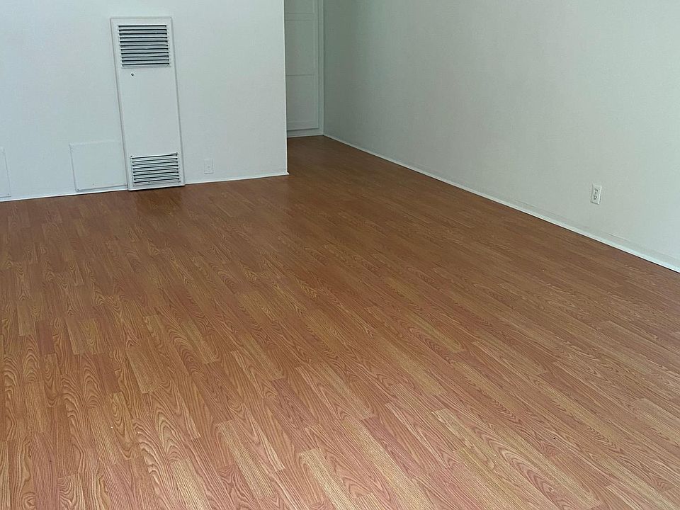1st image of 1025 2nd St #0
