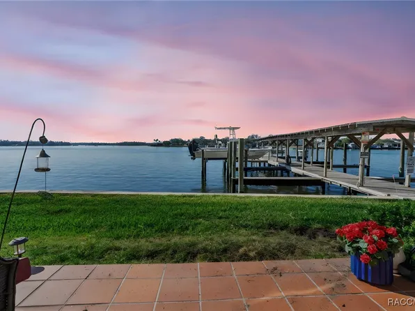 371 NW 14th Pl, Crystal River, FL 34428