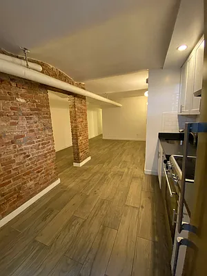 Rented by Bond New York | media 3