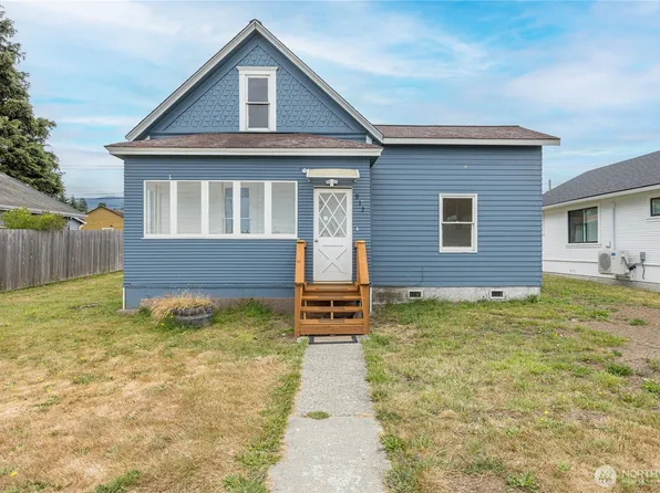 912 E 4th Street, Port Angeles, WA 98362