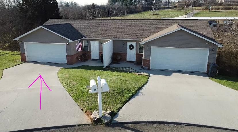 1st image of 129 Lucy Ln