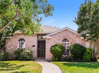 2268 Bresee Dr, Carrollton, TX 75010