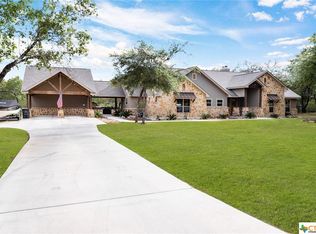 3829 County Road 319, La Vernia, TX 78121