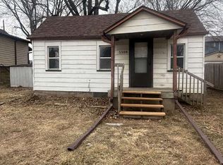 5508 SW 8th St, Des Moines, IA 50315