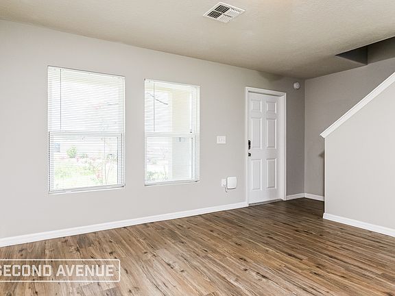 3rd image of 2179 Rock Dr
