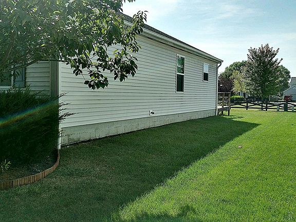 2nd image of 154 White Elm Dr