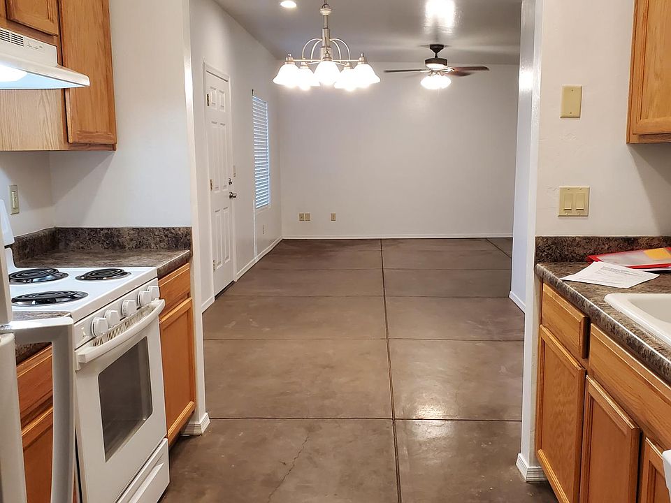 1st image of 2711 N Winstel Blvd #2