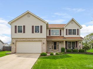 1515 Cindy Ln, Sandwich, IL 60548
