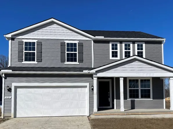 9121 Dogwood Ln, Dexter, MI 48130