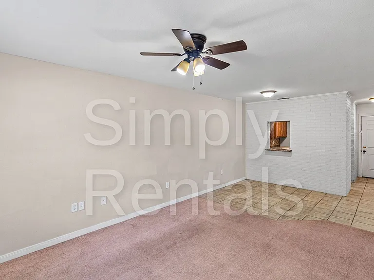 1220 Texas St — Photo 8