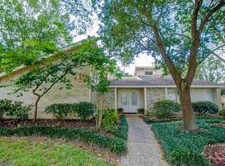 16322 Clearcrest Dr, Houston, TX 77059