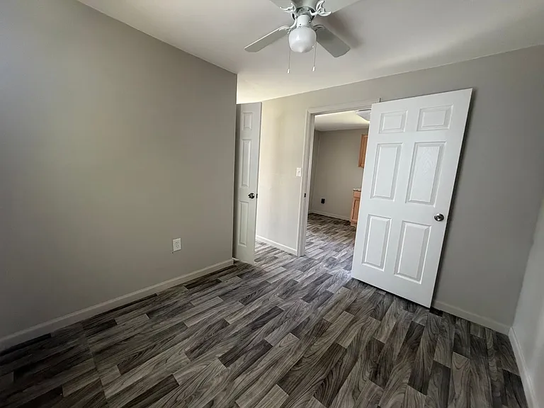 125 Nancy Ln — Photo 3