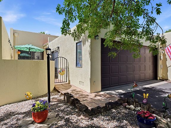 2nd image of 3308 Esplanade Cir SE
