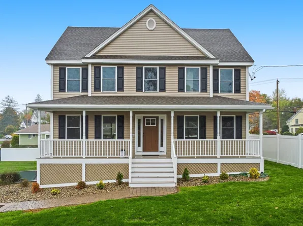 11 Bennington St, Haverhill, MA 01832