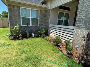 1106 Sawmill Rd, Norman, OK 73071