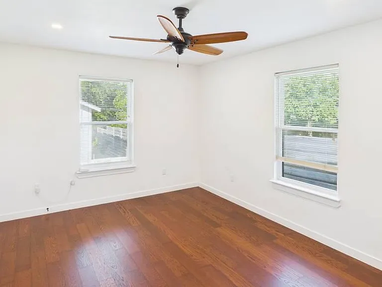 313 Fulton St — Photo 13
