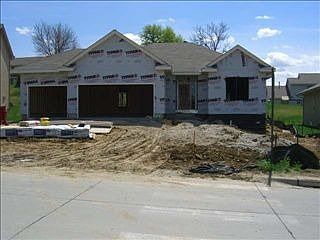 2nd image of 10019 Brentwood Dr