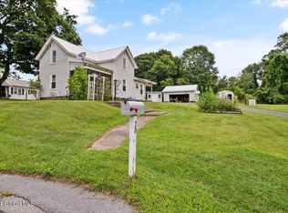 20 Queensbury Ave, Queensbury, NY 12804