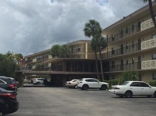 9355 SW 8th St APT 421, Boca Raton, FL 33428