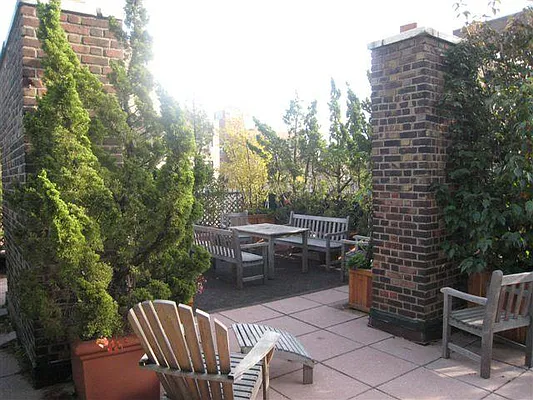 Sold by Brown Harris Stevens | media 29