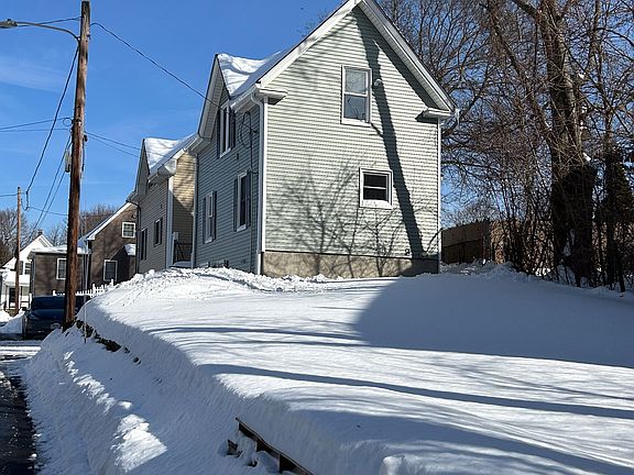 2nd image of 14 Howard Pl