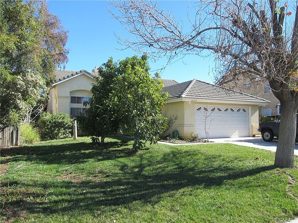 1st image of 1859 Shedden Dr