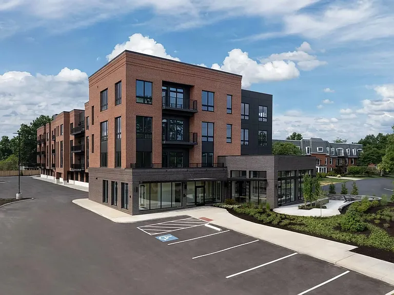 Orris: Apartments and Townhomes — Photo 67