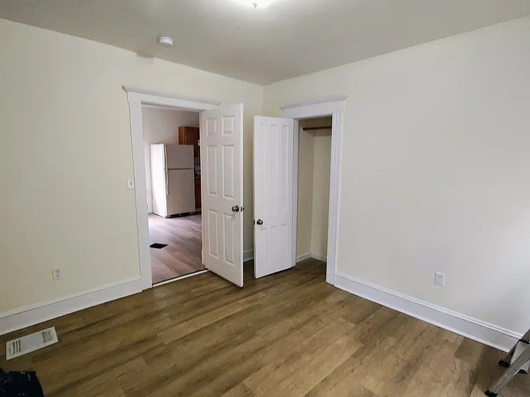 77 Clifford St #1 — Photo 8