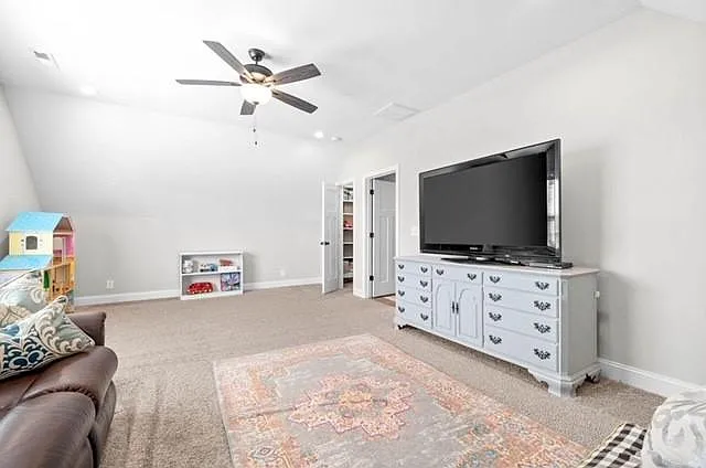 1543 Amblewood Way — Photo 38