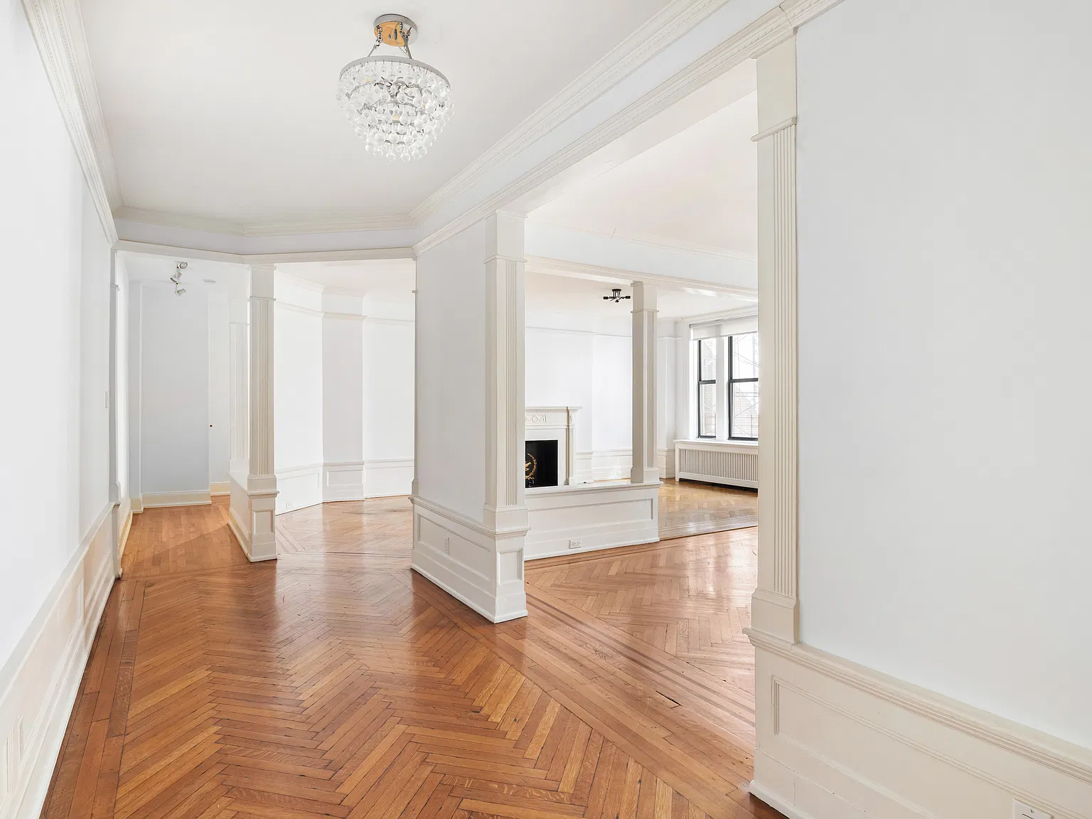 500 West End Avenue — Photo 3