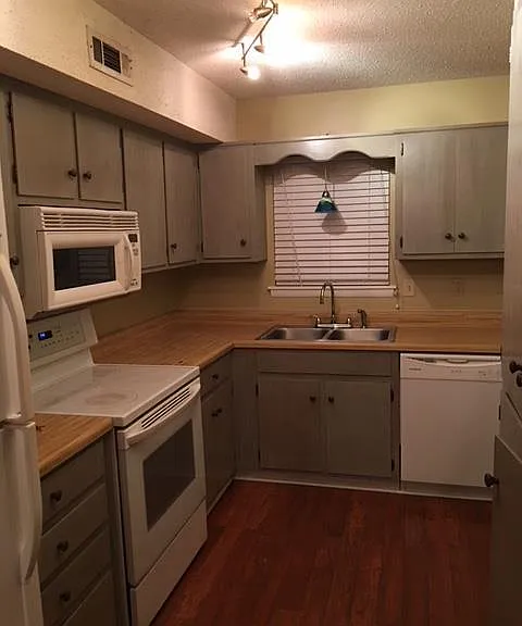 205 Marinawoods Dr SE #3 — Photo 11