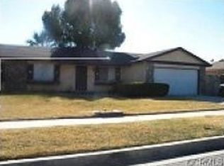 541 W Winchester Ave, Rialto, CA 92376