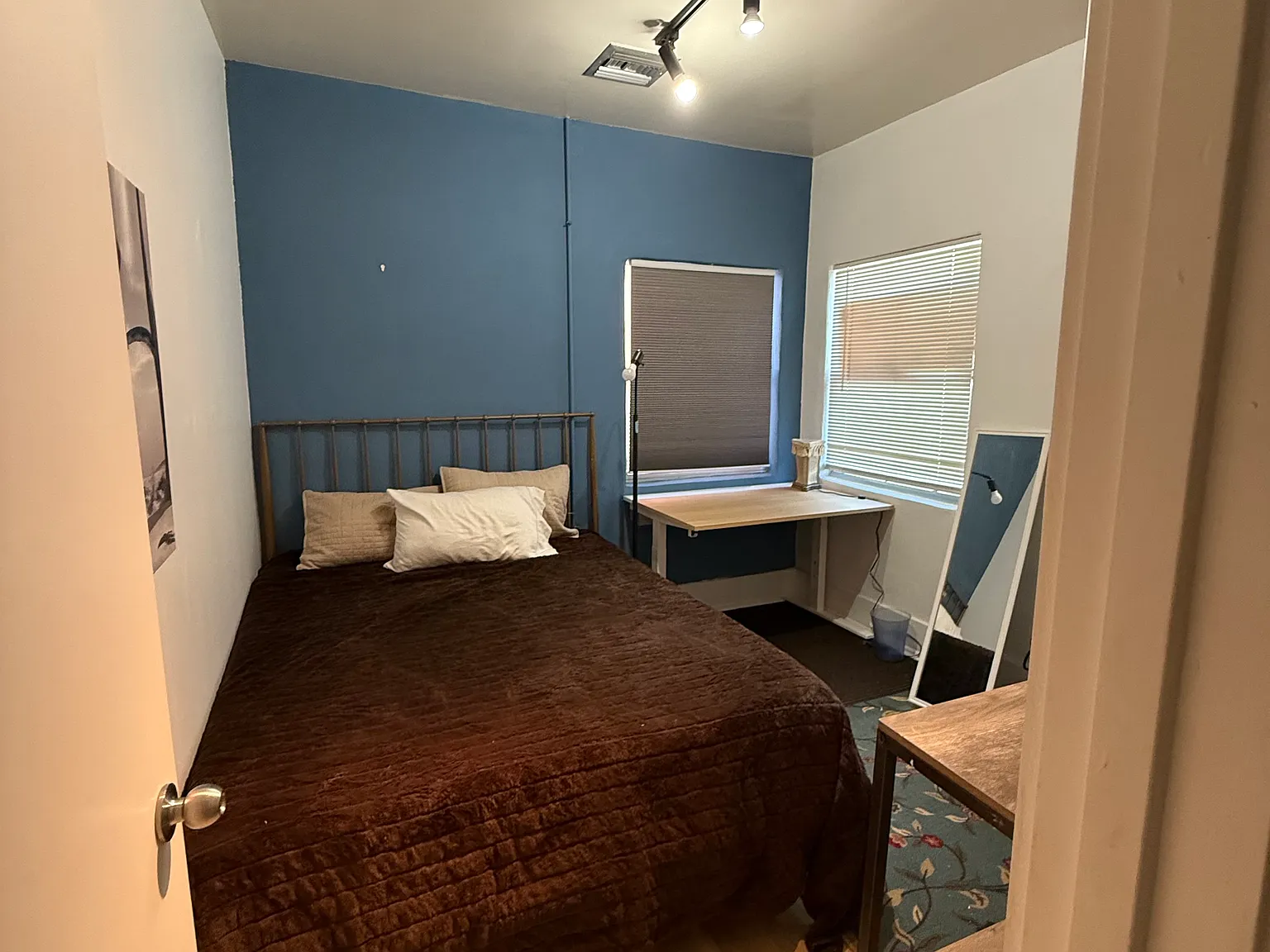 1 bed, 1000 sqft, $1,600 — Photo 2