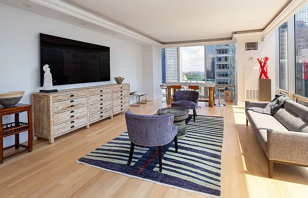 641 5th Avenue #33D in Midtown, Manhattan | StreetEasy