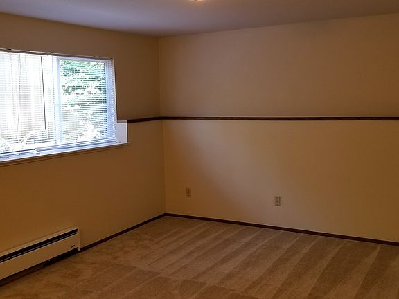 4th image of 6520 23rd Ave NE APT 100
