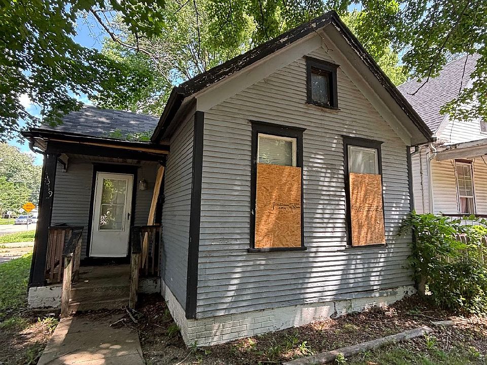 1st image of 1319 W Aiken Ave