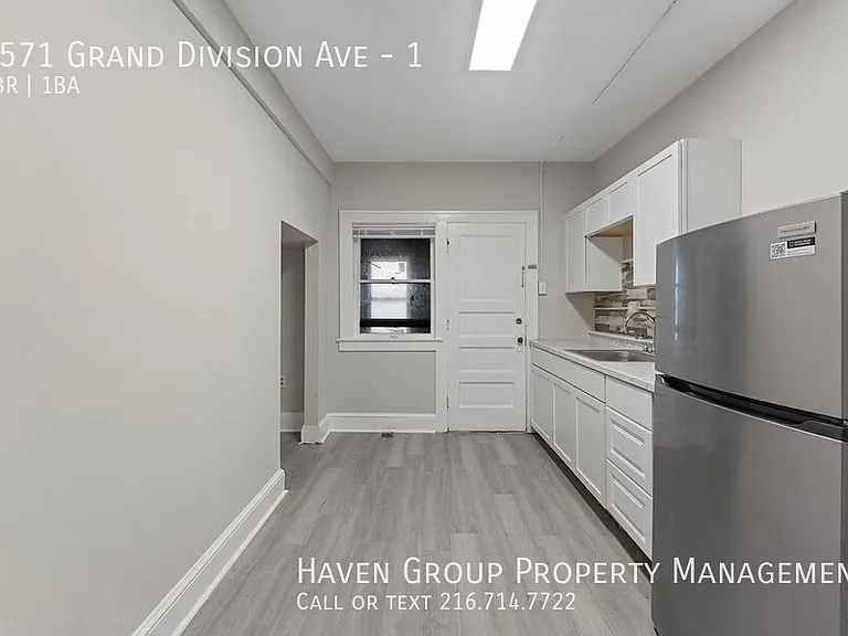 9571 Grand Division Ave #1 — Photo 6