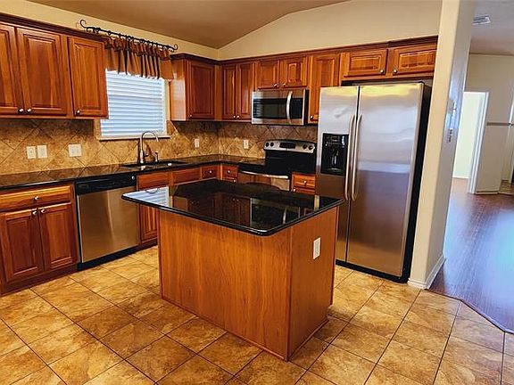 5th image of 1813 Slate Creek Dr